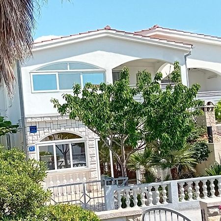 Apatmani Peternel Apartment Вир Екстериор снимка