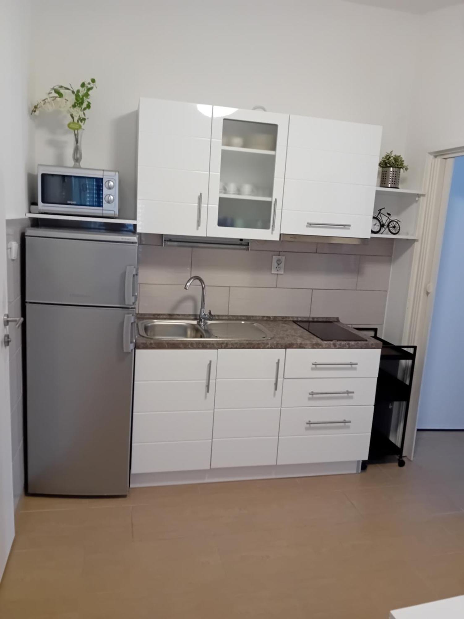 Apatmani Peternel Apartment Вир Екстериор снимка