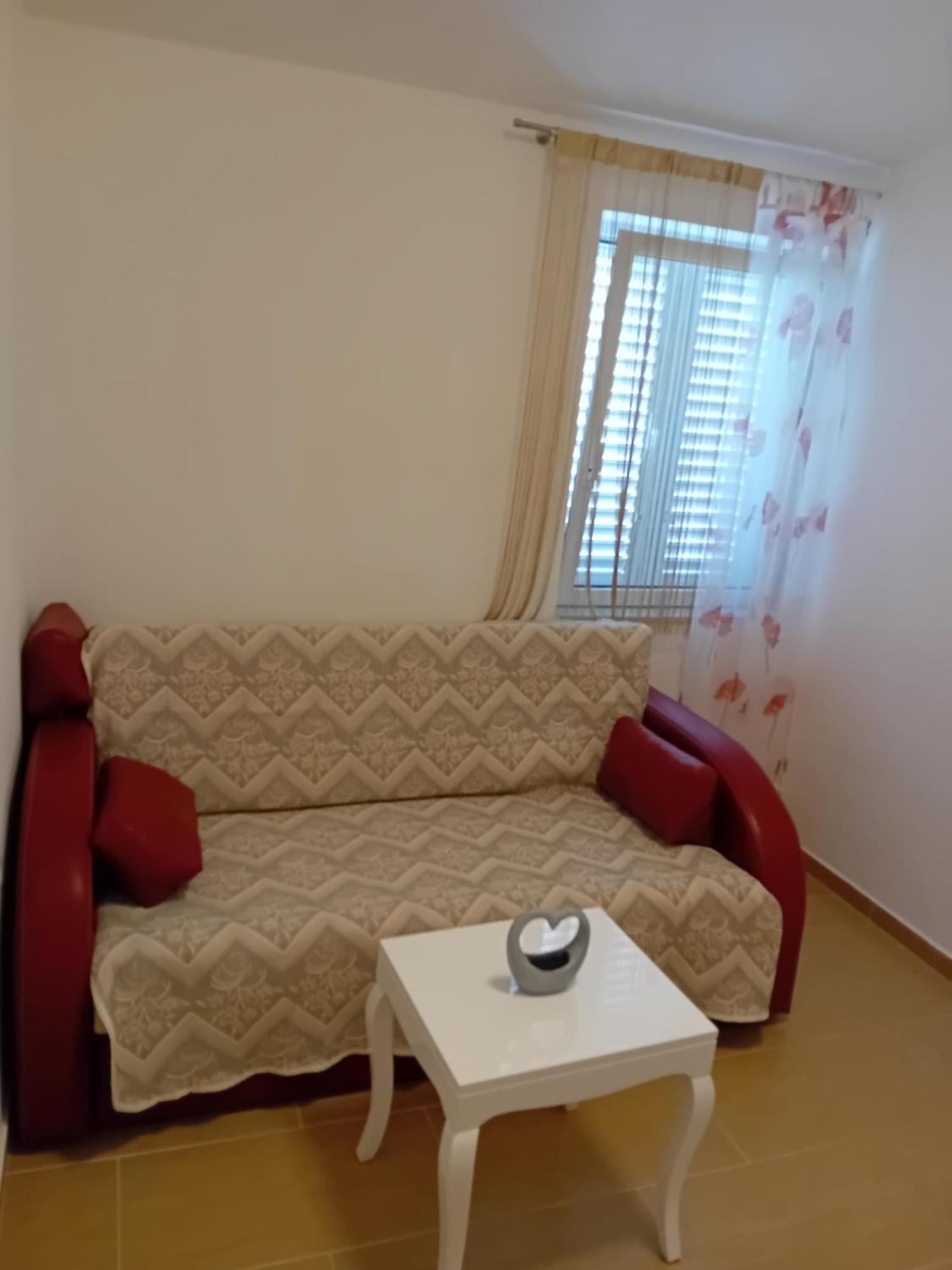 Apatmani Peternel Apartment Вир Екстериор снимка