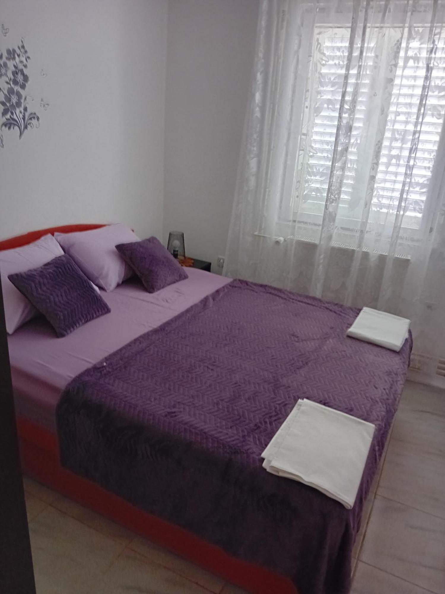 Apatmani Peternel Apartment Вир Екстериор снимка