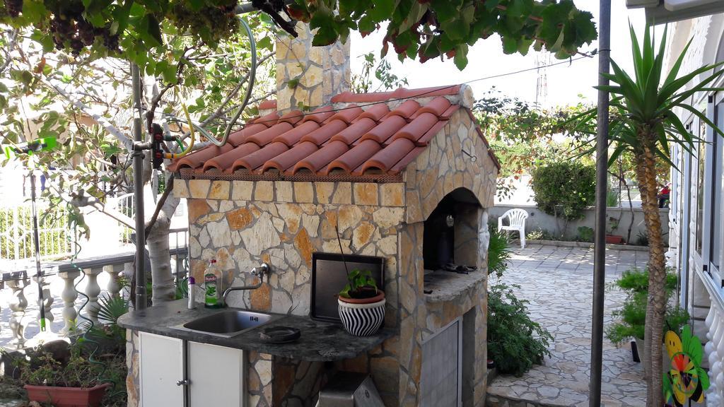 Apatmani Peternel Apartment Вир Екстериор снимка