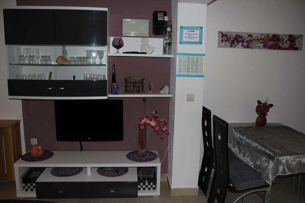 Apatmani Peternel Apartment Вир Екстериор снимка