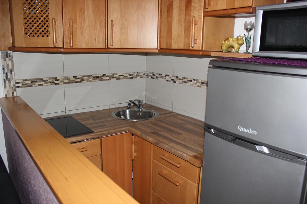 Apatmani Peternel Apartment Вир Екстериор снимка