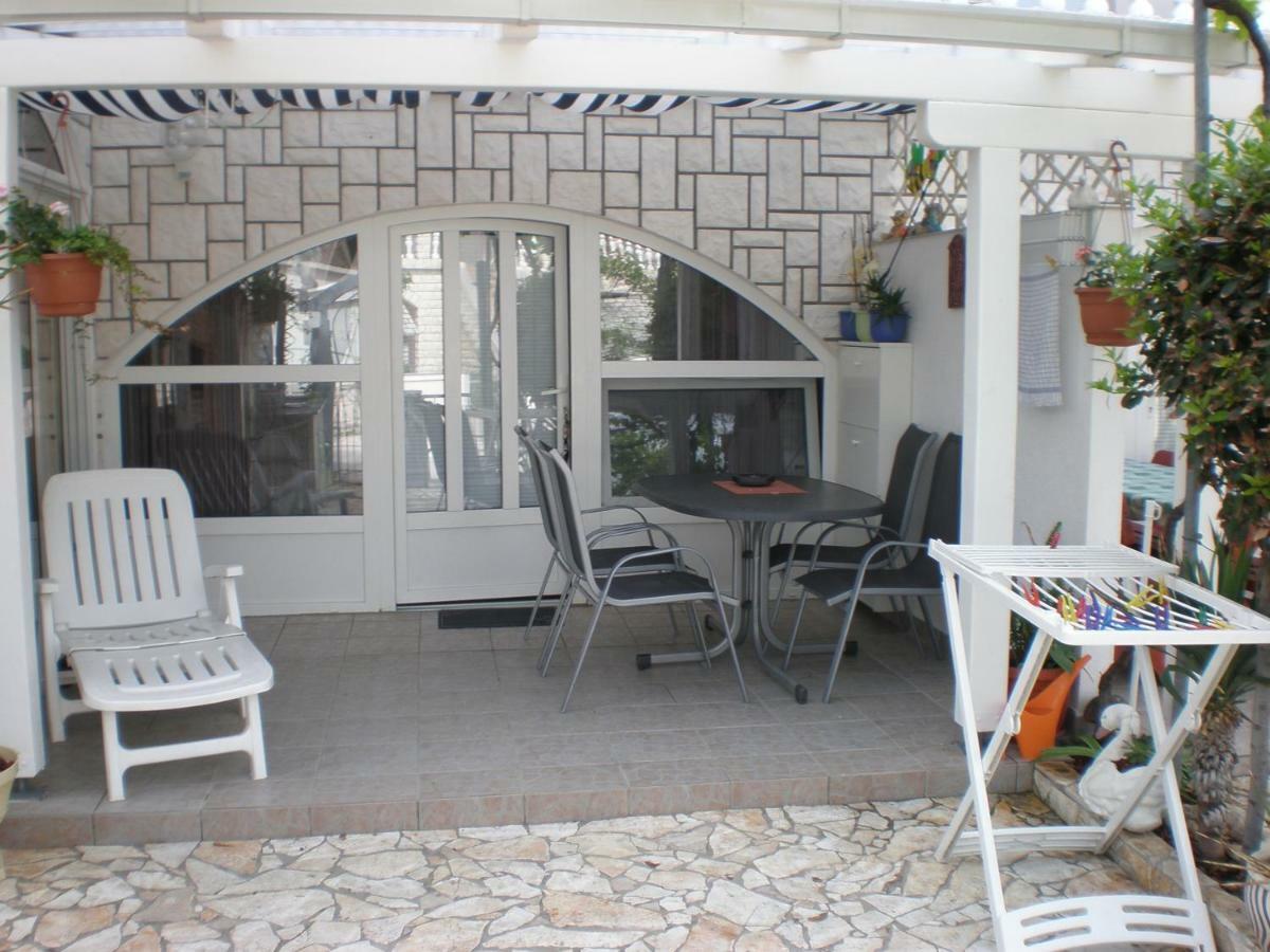Apatmani Peternel Apartment Вир Екстериор снимка